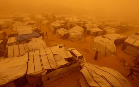 Badai Pasir Dahsyat Selimuti Gaza, Langit Berubah Oranye Setelah 5 Tahun