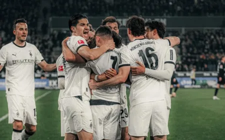 Borussia Monchengladbach Menang 2-0, Kevin Diks Puji Gol Indah Rekan Setim