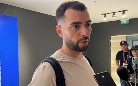 Persija Jakarta Ditahan Dewa United, Jordi Amat Kritik Kondisi Rumput JIS