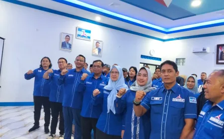 Sekjen Demokrat Herman Khaeron Resmikan Kantor DPC Cirebon, Perkuat Akar Rumput