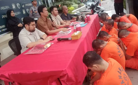 Polres Gresik Bongkar 15 Kasus Kriminal, Amankan Puluhan Tersangka Dalam Sebulan