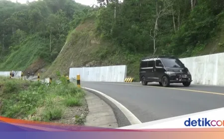 Pemudik di Lumajang Diminta Waspada Longsor di Jalur Lintas Selatan KM 54-60