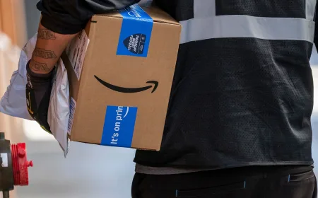 Amazon Akuisisi Startup Rivr untuk Uji Robot Pengantar Paket ke Pintu Rumah