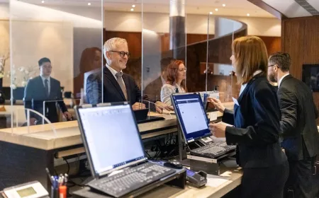 HSBC Rencanakan PHK 20.000 Karyawan di Tengah Transformasi AI Besar-besaran