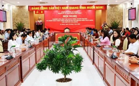 Komite Partai An Giang Gelar Studi Mendalam Resolusi Kongres Nasional ke-14