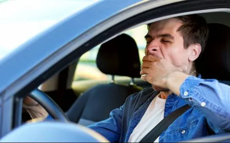 Tips Hindari Microsleep saat Berkendara untuk Cegah Kecelakaan Liburan