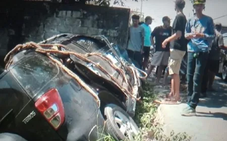 Kecelakaan Mobil Pemudik Jakarta Terguling di Bantul, 1 Tewas 7 Luka