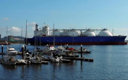 Serangan Iran Lumpuhkan LNG Qatar, Ancaman Krisis Energi Global Meningkat