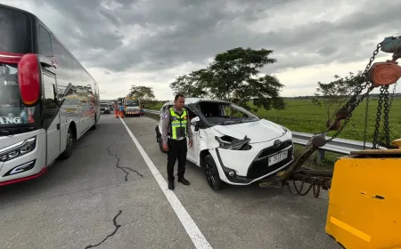 Tabrakan Mobil di Tol Solo–Ngawi Karanganyar: 1 Tewas, 2 Luka Parah