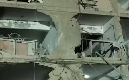 Rudal Iran Hantam Dimona Dekat Fasilitas Nuklir Israel, Puluhan Luka-luka