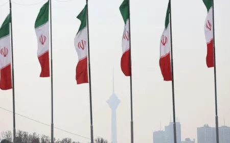 Serangan Udara Hantam Stasiun Penyiaran Iran, Satu Orang Tewas dan Luka-luka