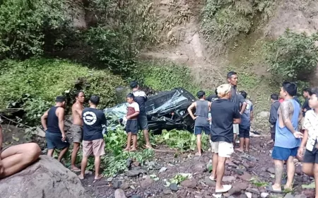 Sopir Diduga Mabuk, Kronologi Lengkap Mobil Terjun ke Jurang 100 Meter di Bali