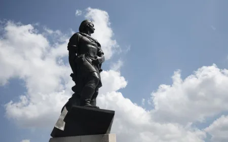 Patung Columbus Dipasang di Kompleks Gedung Putih, Memicu Perdebatan Sejarah di AS