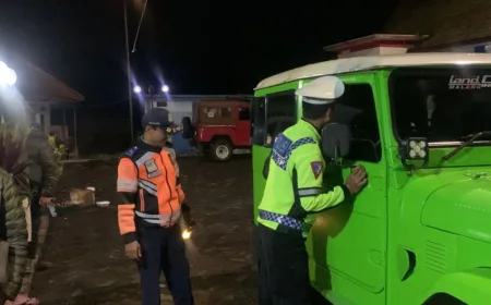 Polres Malang Awasi Kelaikan Jip Wisata Bromo untuk Cegah Kecelakaan Libur Lebaran