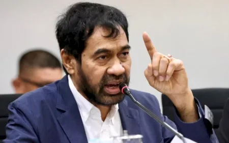 Mualem Tegaskan Kader Partai Aceh Wajib Solid Tanpa Manuver di DPRA