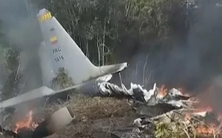 Pesawat Hercules Militer Kolombia Jatuh, 66 Tewas dalam Tragedi Mengerikan