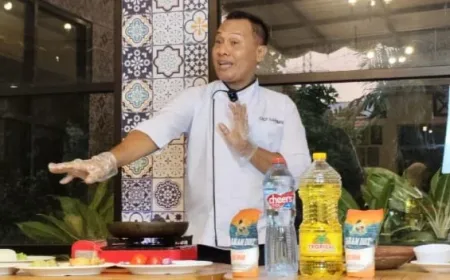 Chef Sarwan Katrok Bagikan Resep Nasi Tempong Sehat dengan Garam Diet Pedas Nikmat