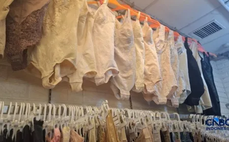 Baju Daleman Bekas Pasar Senen: Dicuci Dulu atau Langsung Dijual? Ini Faktanya