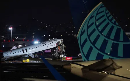 Pramugari Air Canada Selamat Ajaib dari Kecelakaan Pesawat di Bandara LaGuardia