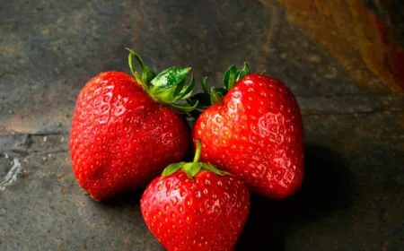 Sayuran & Buah dengan Pestisida Tertinggi: Dampak Kesehatan yang Wajib Diketahui