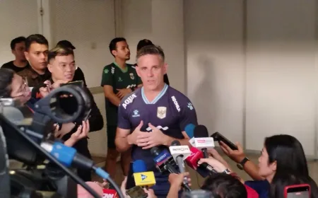 John Herdman Respons Santai soal 9 Pemain Timnas Indonesia Telat Gabung Latihan