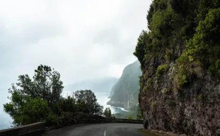 Siaga Melintasi Jalur Perbukitan di Musim Pancaroba: Hindari Risiko Longsor