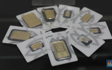 Harga Emas Antam Turun Rp40.000 Hari Ini, Waktunya Borong!