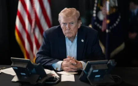 Senator AS Kecam Trump Habiskan Rp33,9 Triliun Per Hari untuk Selat Hormuz