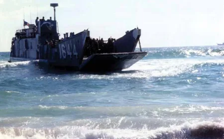 Iran Gempur 6 Kapal Militer AS di Pelabuhan Kuwait, 3 Tenggelam dalam Operasi True Promise 4