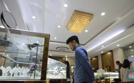 Harga Emas Galeri 24, UBS, Antam & Antam Retro Ambruk Hari Ini 2026