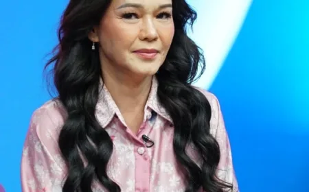 Biodata dan Agama Bunda Corla, Fakta Menarik Sang Ratu Jreng yang Viral