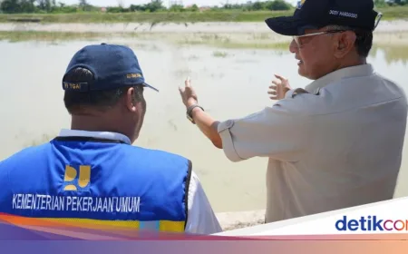 Menteri PU Tinjau Langsung Banjir Brebes dan Instruksikan Penanganan Sedimentasi