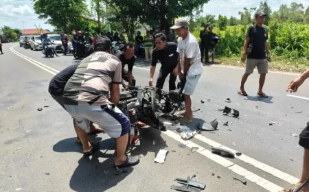 Kecelakaan Tragis di Kapuas: Dua Nyawa Melayang dalam Tabrakan Motor