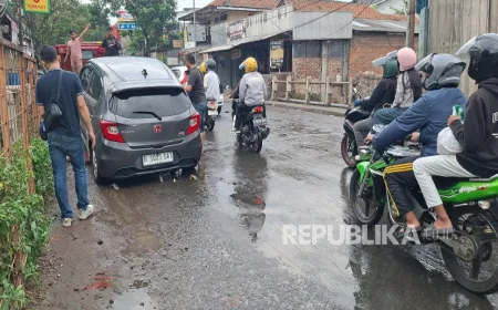 Mobil Terseret Banjir di Kota Cimahi: Kronologi dan Dampak Hujan Deras 2026