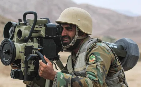 Iran Tantang Invasi AS: Pasukan Amerika Bisa Jadi Makanan Hiu di Teluk Persia