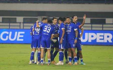 Persib Bandung Harus Pertahankan Momentum untuk Raih Gelar Super League 2025-2026