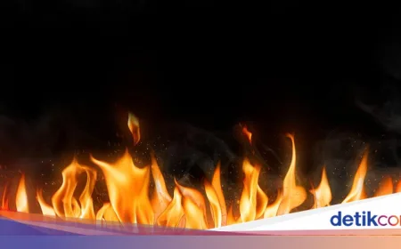 Kapal Tanker Kuwait Terbakar di Pelabuhan Dubai Usai Diserang Iran