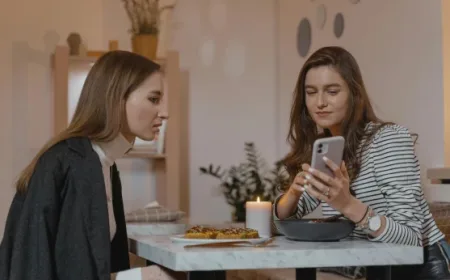 Tren Sebar Aib di Media Sosial: Mengapa Konten Pribadi Jadi Viral?