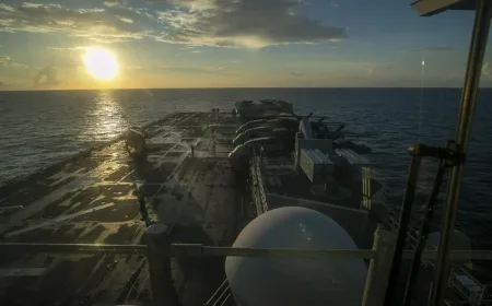 USS Tripoli Berlayar Menuju Iran Perkuat Operasi AS di Samudra Hindia