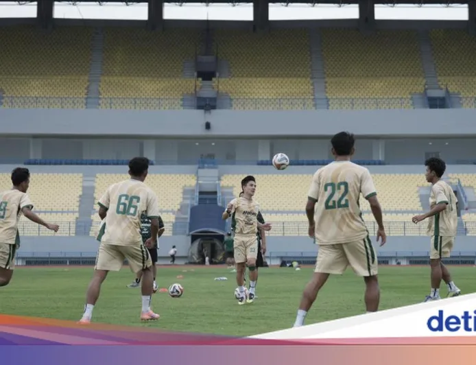 Prediksi Susunan Pemain Persela Lamongan Vs PSS Sleman Malam Ini di Stadion Surajaya