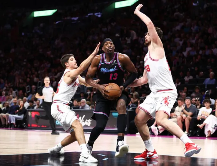 Heat Tunjukkan Kelemahan Rockets dengan Kemenangan 115-105