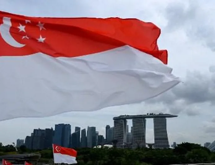 Populasi Menua, Singapura Naikkan Usia Pensiun Jadi 64 Tahun Mulai 2026