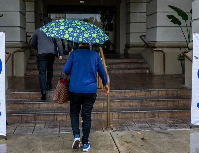 Laporan Payroll Lemah Februari: Jim Cramer Wanti-wanti Dampak PHK AI Sudah Terjadi