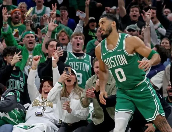 Jayson Tatum Resmi Kembali dan Disambut Bak Legenda Boston Celtics