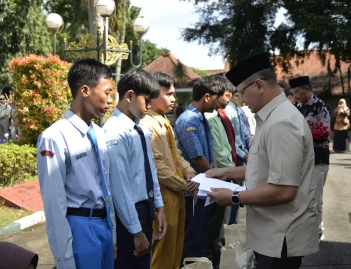 Kadindik Jatim Ajak Insan Pendidikan Perkuat Kepedulian Sosial di Ramadan 1447 H