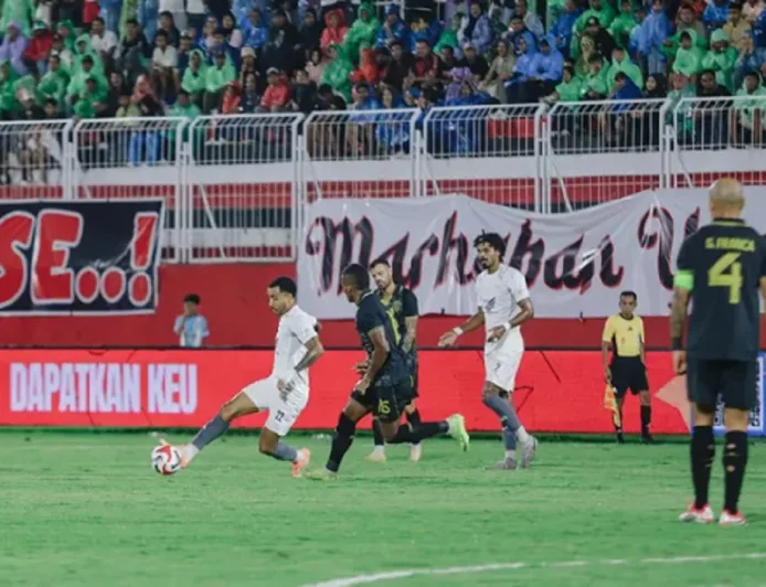 Hasil Malut United vs PSM Makassar: Drama 6 Gol Berakhir Imbang 3-3 di Super League 2025-2026