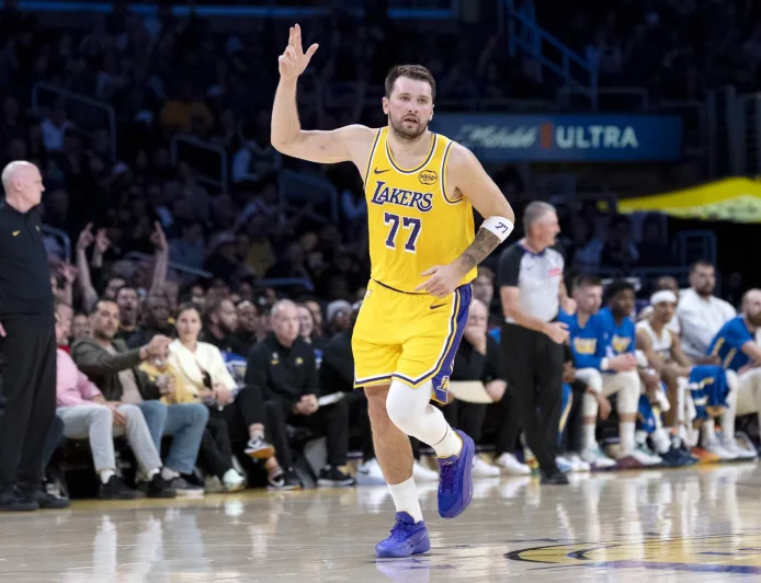 Luka Doncic Cetak Rekor Baru, Bawa Lakers Menang Gemilang Atas Pacers