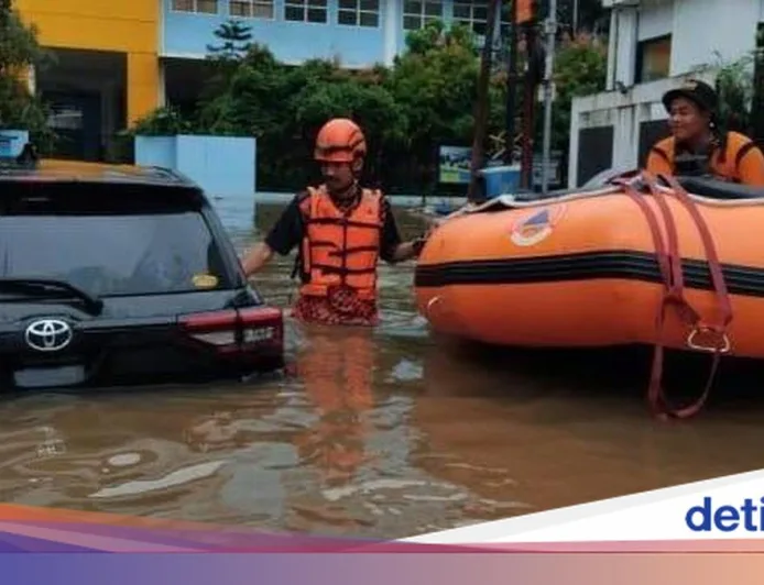 Banjir Jakarta Pagi Ini: 75 RT dan 19 Jalan Terendam Dampak Hujan Deras