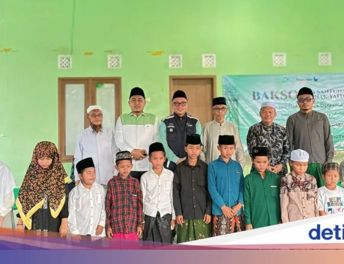 ASDP Gelar Bakti Sosial Ramadan, Salurkan Santunan dan Sembako untuk Anak Yatim