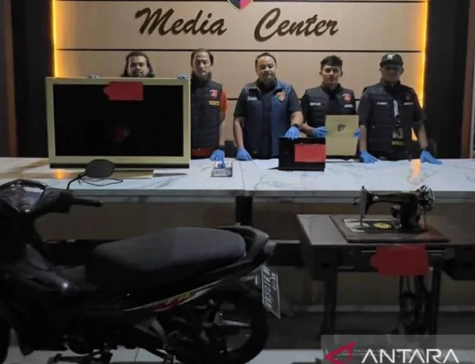 Jatanras Polresta Pontianak Berhasil Ringkus Dua Pelaku Pencurian Rumsong